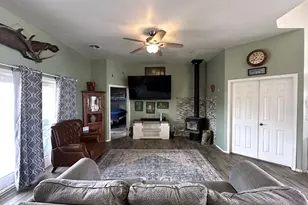 75 E 1st Ave, Eagar, AZ 85925 - Photo 5