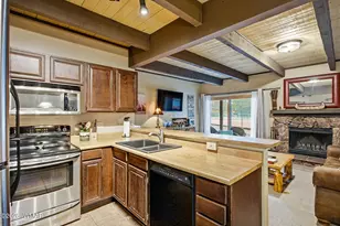 4563 Resort Loop, Pinetop, AZ 85935 - Photo 11