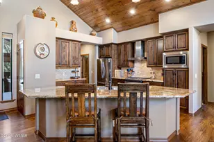 321 N Retreat Dr, Show Low, AZ 85901 - Photo 9