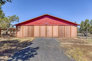 487 Co Rd 3144, Vernon, AZ 85940 - Photo 35