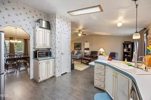 220 S 10th Ave, Show Low, AZ 85901 - Photo 13