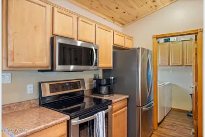 2708 Palomino Trail, Overgaard, AZ 85933 - Photo 11