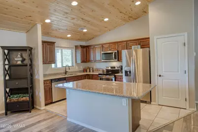 621 Angelas Place, Show Low, AZ 85901 - Photo 3