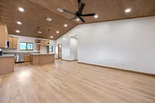 2202 Page Dr, Overgaard, AZ 85933 - Photo 7