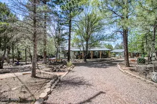 1100 W Owens, Show Low, AZ 85901 - Photo 1