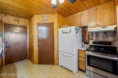 6239 Loggers Lane, Show Low, AZ 85901 - Photo 11