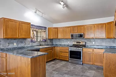 801 N 6th Drive, Show Low, AZ 85901 - Photo 15