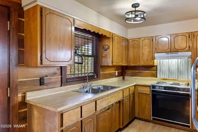 8469 Cannon Boulevard, Show Low, AZ 85901 - Photo 11