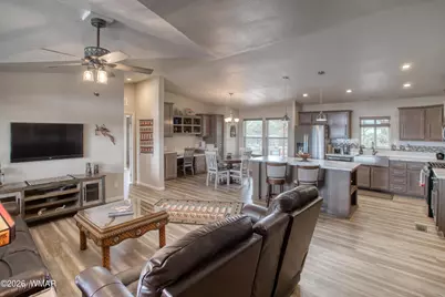 6474 Linger Lane, Show Low, AZ 85901 - Photo 9