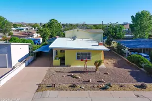 705 W Florida St, Holbrook, AZ 86025 - Photo 1