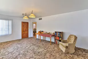 705 W Florida St, Holbrook, AZ 86025 - Photo 9