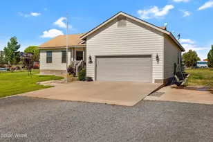 1064 Pearce Ln, Show Low, AZ 85901 - Photo 1