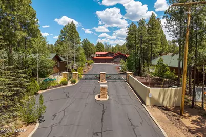8489 Pine Wood Drive, Pinetop, AZ 85935 - Photo 15