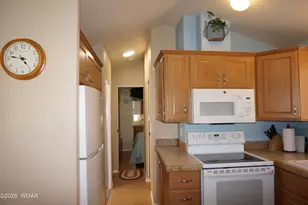 8248 Lake Shore Dr, Show Low, AZ 85901 - Photo 9