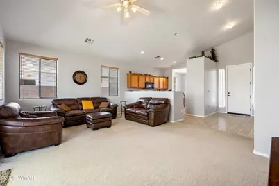 869 S Hunters Run, Show Low, AZ 85901 - Photo 5
