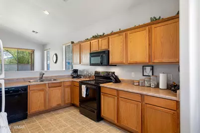 869 S Hunters Run, Show Low, AZ 85901 - Photo 9