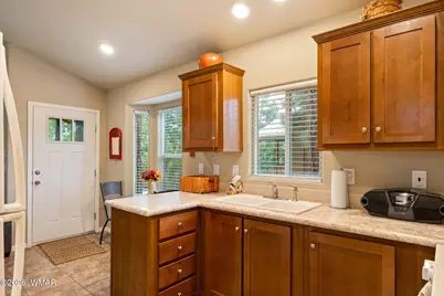 3851 S Vacation Village Drive, Unit 303 #303, Show Low, AZ 85901 - Photo 11