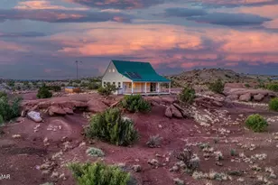 245 N 6400 River Springs Ranch, Saint Johns, AZ 85936 - Photo 1