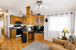 270 N Clark Road Unit 329, Show Low, AZ 85901 - Photo 11