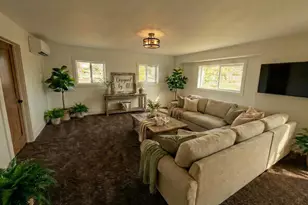 160 W 1st St, Saint Johns, AZ 85936 - Photo 3