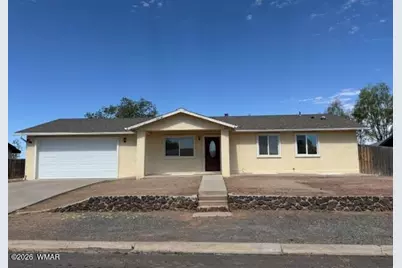 230 W 10th West Street, Saint Johns, AZ 85936 - Photo 1