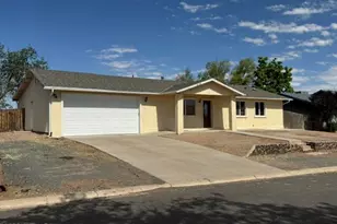 230 W 10th West St, Saint Johns, AZ 85936 - Photo 3