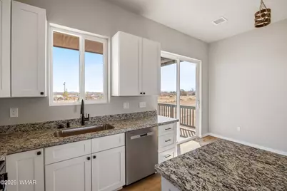229 N Willis Street, Taylor, AZ 85939 - Photo 9