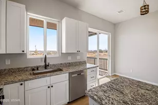 229 N Willis St, Taylor, AZ 85939 - Photo 9