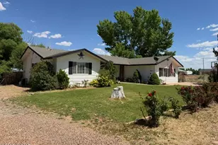 675 N Apple Blossom Ln, Snowflake, AZ 85937 - Photo 1
