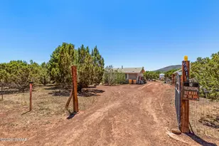 6616 North Pinon Harvest Boulevard, Williams, AZ 86046 - Photo 3