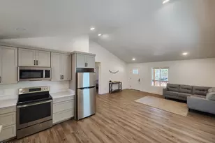 2053 Thousand Pines Dr, Overgaard, AZ 85933 - Photo 5