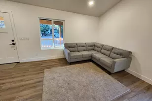 2053 Thousand Pines Dr, Overgaard, AZ 85933 - Photo 13