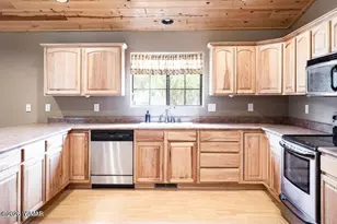 3244 Outlaw Trail, Overgaard, AZ 85933 - Photo 5