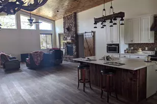 2207 4 Point Cir, Overgaard, AZ 85933 - Photo 13