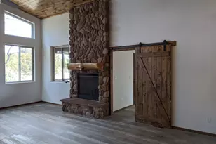 2207 4 Point Cir, Overgaard, AZ 85933 - Photo 7