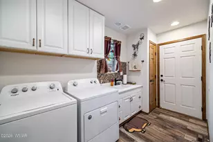 2207 4 Point Cir, Overgaard, AZ 85933 - Photo 27