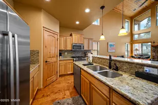 2011 N Lake Breeze Rd, Lakeside, AZ 85929 - Photo 11