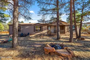 2181 Gingerbread Ln, Overgaard, AZ 85933 - Photo 1
