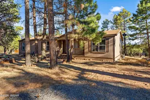 2181 Gingerbread Ln, Overgaard, AZ 85933 - Photo 1