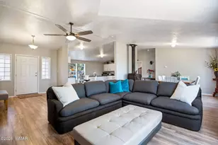 2181 Gingerbread Ln, Overgaard, AZ 85933 - Photo 5