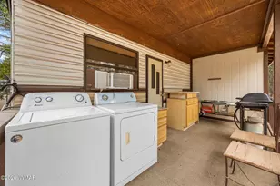 2164 S Woods Dr, Overgaard, AZ 85933 - Photo 19