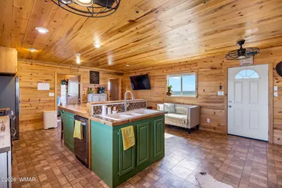 8085 Well Road, Show Low, AZ 85901 - Photo 7