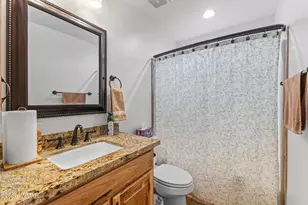 241 W Owens St, Show Low, AZ 85901 - Photo 17