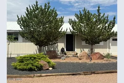 310 N 8th Drive, Saint Johns, AZ 85936 - Photo 1