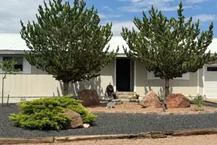 310 N 8th Dr, Saint Johns, AZ 85936 - Photo 1