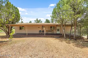 1901 Aspen Ln, Overgaard, AZ 85933 - Photo 21