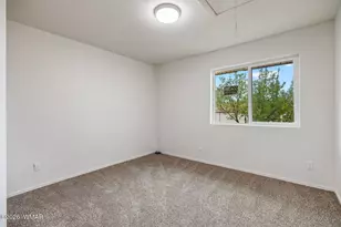 8376 Apache Dr, Show Low, AZ 85901 - Photo 13