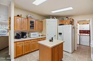 130 E Reidhead St, Show Low, AZ 85901 - Photo 7