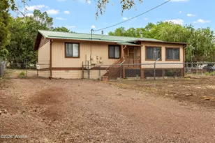190 Co Rd 2180, Nutrioso, AZ 85932 - Photo 1