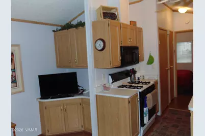 1001 E Owens Space 1, Show Low, AZ 85901 - Photo 7